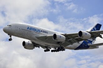 Boeing a Airbus - jakie są różnice między producentami samolotów?